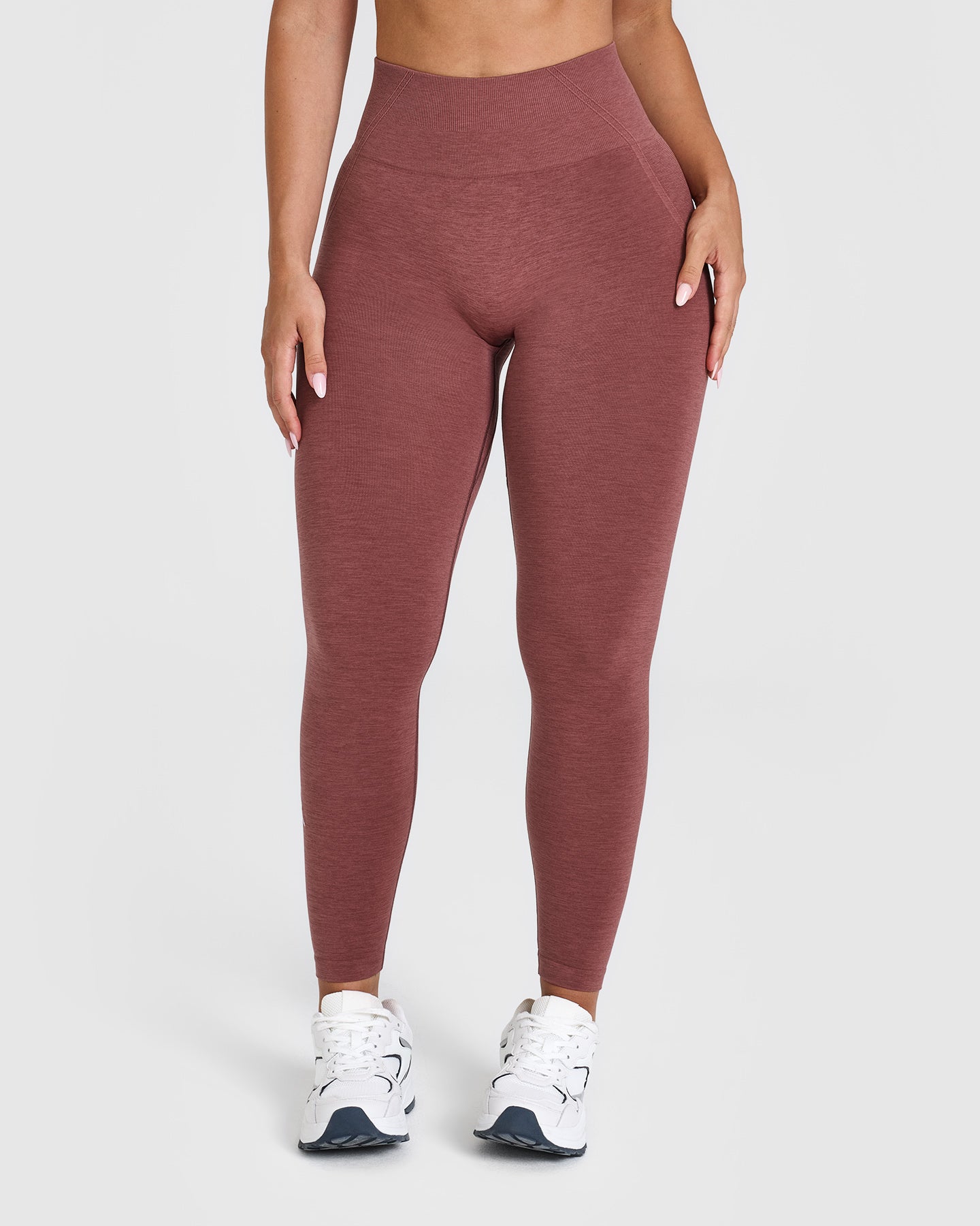 Effortless Seamless Leggings with White Logo | Berry