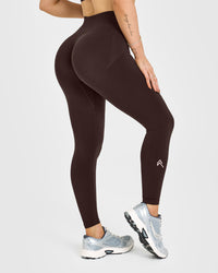 Effortless Seamless Leggings with White Logo | 70% Cocoa