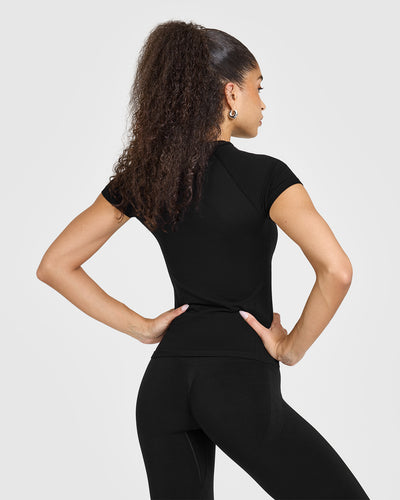 Go To Seamless Fitted Top | Black