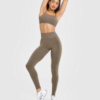 Effortless Seamless Leggings with White Logo | Moss Brown