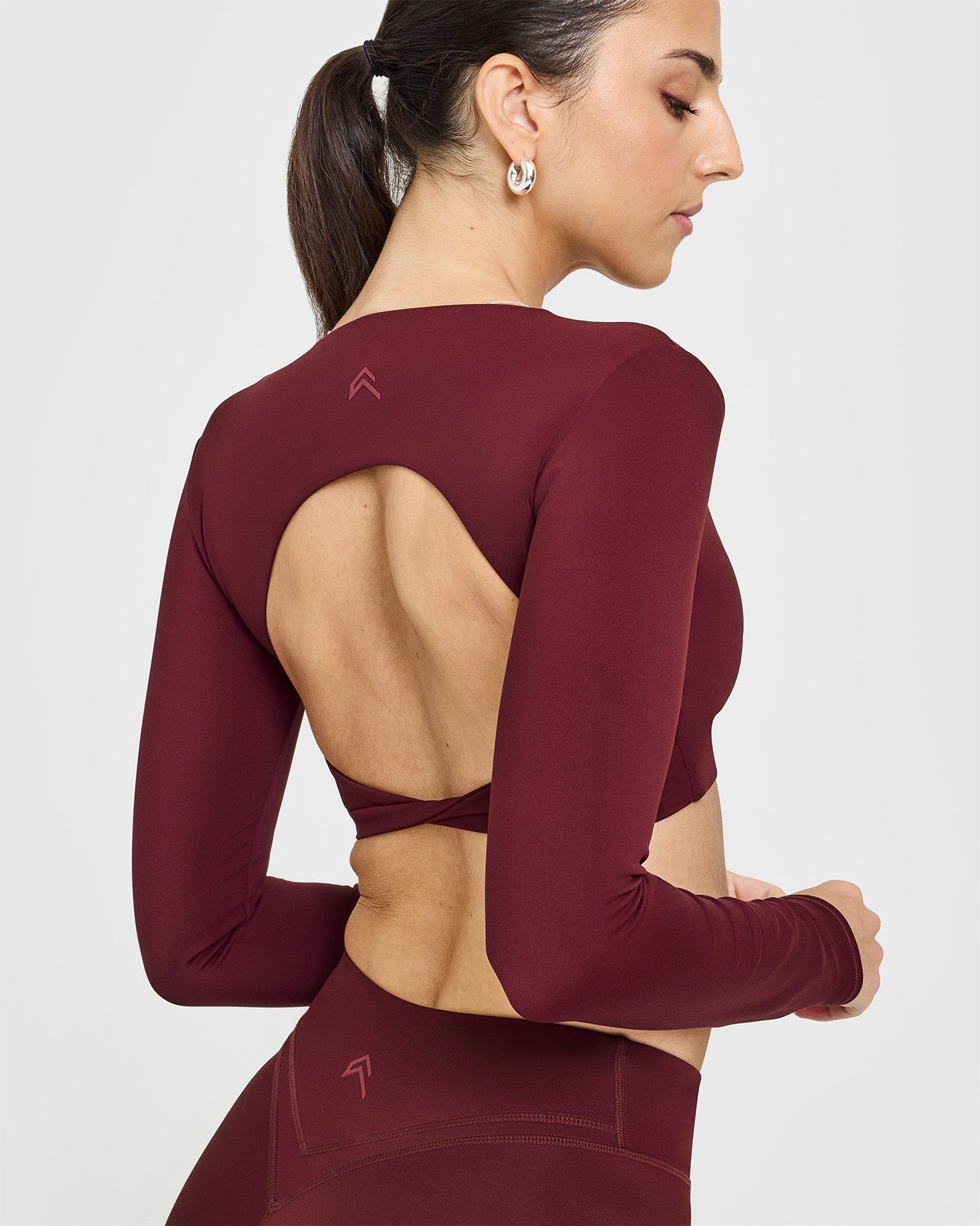 Unified Twist Front Long Sleeve Crop Top | Rosewood