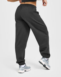 Lightweight Jogger With Athletic Graphic | Soft Black