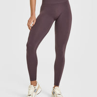 Effortless Seamless Leggings with White Logo | Umber Brown