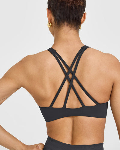 EasyLift™ High Neck Sports Bra | Coal