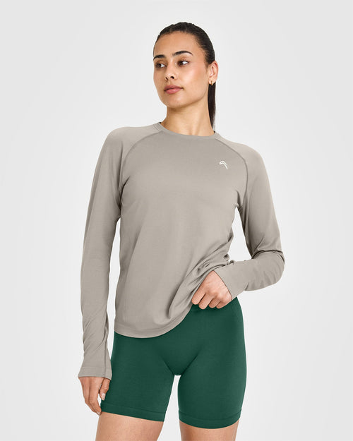 Oner Modal Go To Seamless Loose Long Sleeve Top | Warm Sand