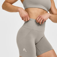 Effortless Seamless Shorts | Warm Sand