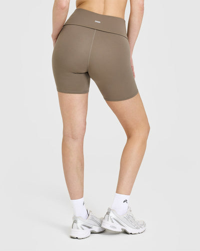SoftMotion™ Fold Over Shorts 6" | Moss Brown
