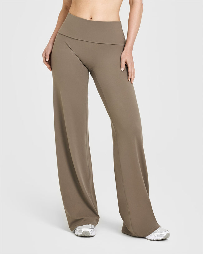 SoftMotion™ Fold Over Straight Leg Bottoms | Moss Brown