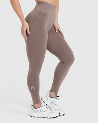Effortless Seamless Leggings with White Logo | Washed Cool Brown