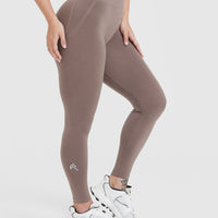 Effortless Seamless Leggings with White Logo | Washed Cool Brown