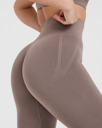 Effortless Seamless Leggings with White Logo | Washed Cool Brown