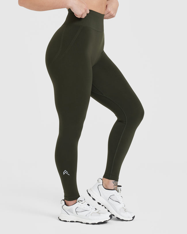 Effortless Seamless Leggings with White Logo | Khaki