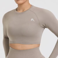 Go To Seamless Fitted Crop Long Sleeve Top | Minky