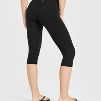 SoftMotion™ High Waisted Capri Leggings | Black