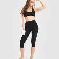 SoftMotion™ High Waisted Capri Leggings | Black