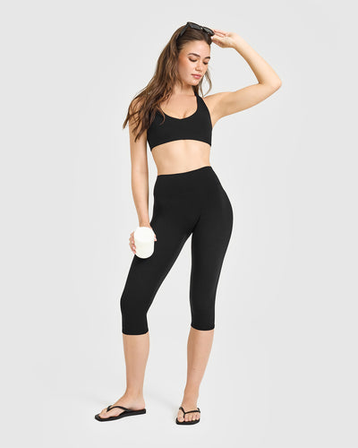 SoftMotion™ High Waisted Capri Leggings | Black