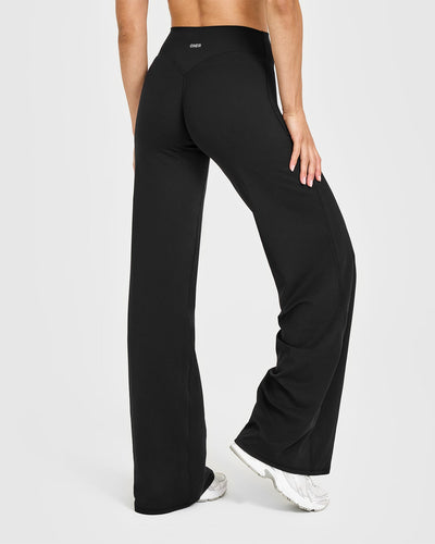 SoftMotion™ Straight Leg Bottoms | Black