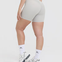 Timeless High Waisted Shorts 6" | Light Grey
