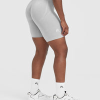Effortless Seamless Cycling Shorts with White Logo | Grey Marl