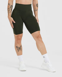 Effortless Seamless Cycling Shorts with White Logo | Khaki