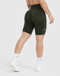 Effortless Seamless Cycling Shorts with White Logo | Khaki