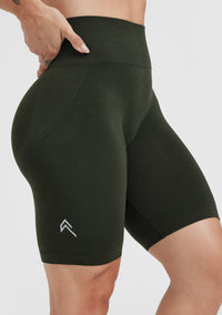 Effortless Seamless Cycling Shorts with White Logo | Khaki