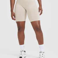 Effortless Seamless Cycling Shorts with White Logo | Sand