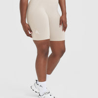 Effortless Seamless Cycling Shorts with White Logo | Sand