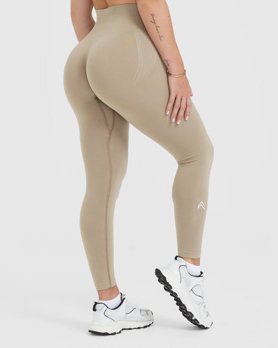 Effortless Seamless Leggings with White Logo | Washed Sandstone
