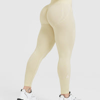 Effortless Seamless Leggings with White Logo | Vanilla