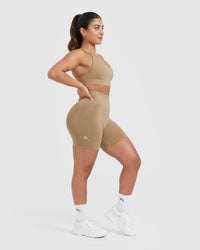 Effortless Seamless Shorts with White Logo | Dune Brown