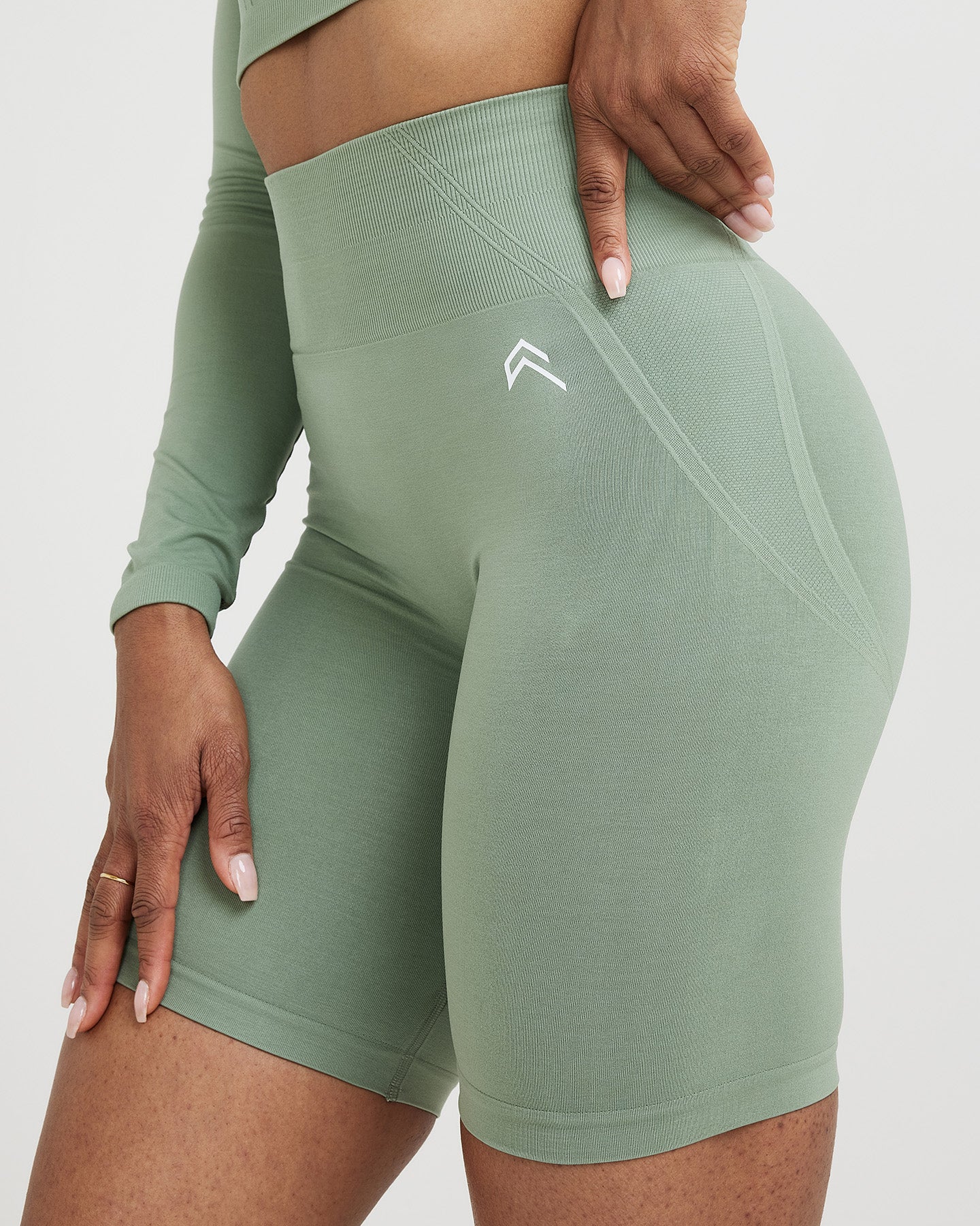 Effortless Seamless Cycling Shorts with White Logo | Sage