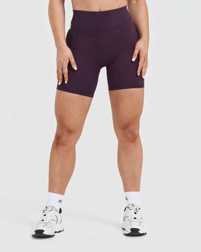 Unified High Waisted Shorts 6" | Blackberry Purple