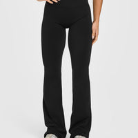 EffortlessLift™ Seamless Flared Bottoms with White Logo | Black