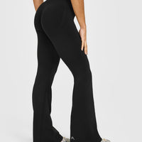 EffortlessLift™ Seamless Flared Bottoms with White Logo | Black