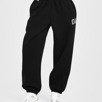 Foundations Oversized Oner Girlfriend Joggers | Black