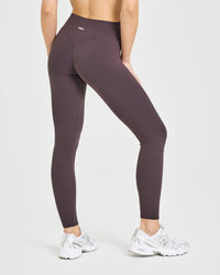 SoftMotion™ High Waisted Leggings | Dark Umber Brown