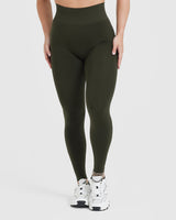 Effortless Seamless Leggings with White Logo | Khaki