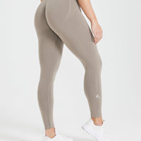 EffortlessLift™ Seamless Leggings with White Logo | Minky