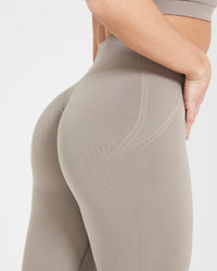 EffortlessLift™ Seamless Leggings with White Logo | Minky
