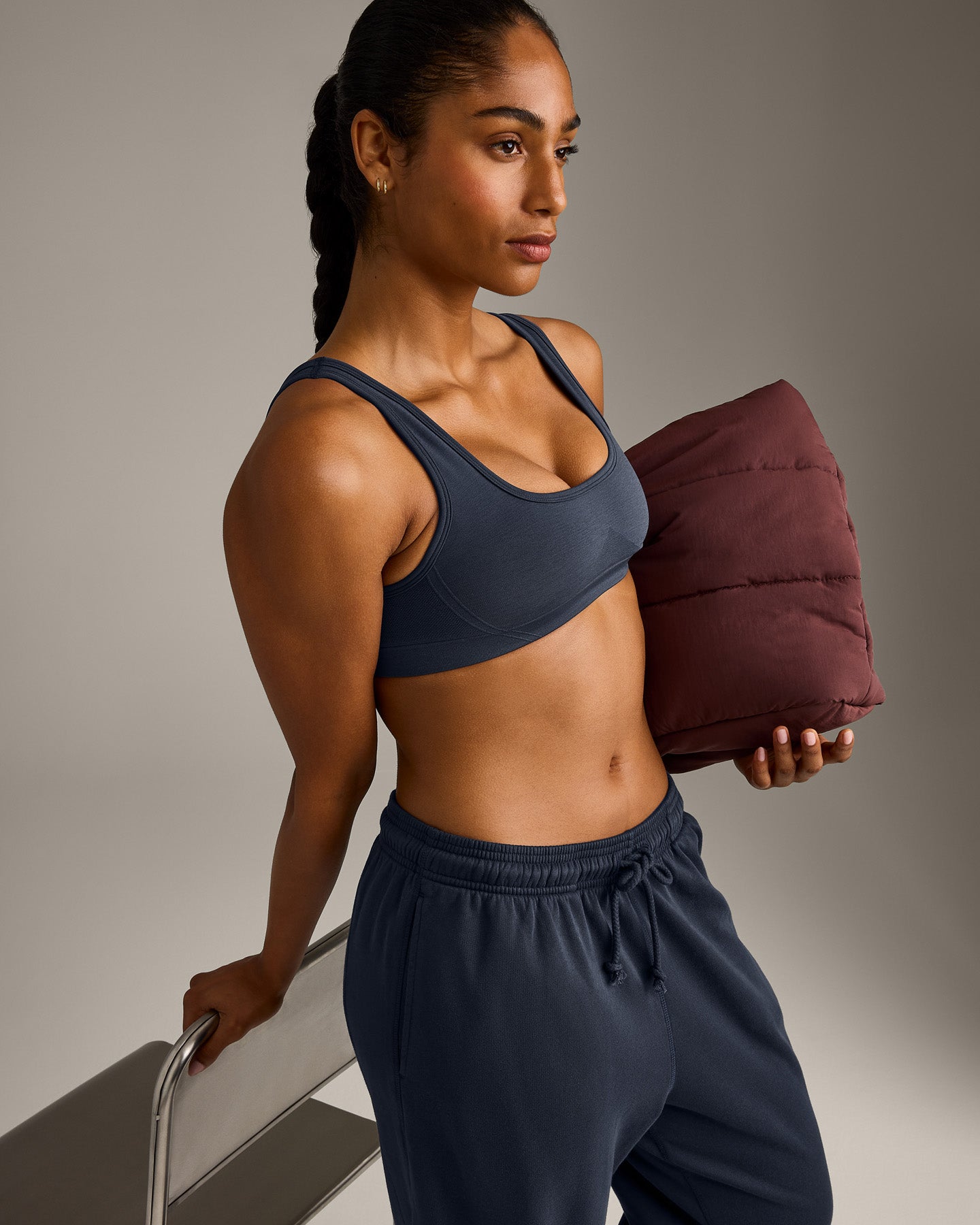 EffortlessLift™ Square Neck Sports Bra with Grey Logo | True Blue