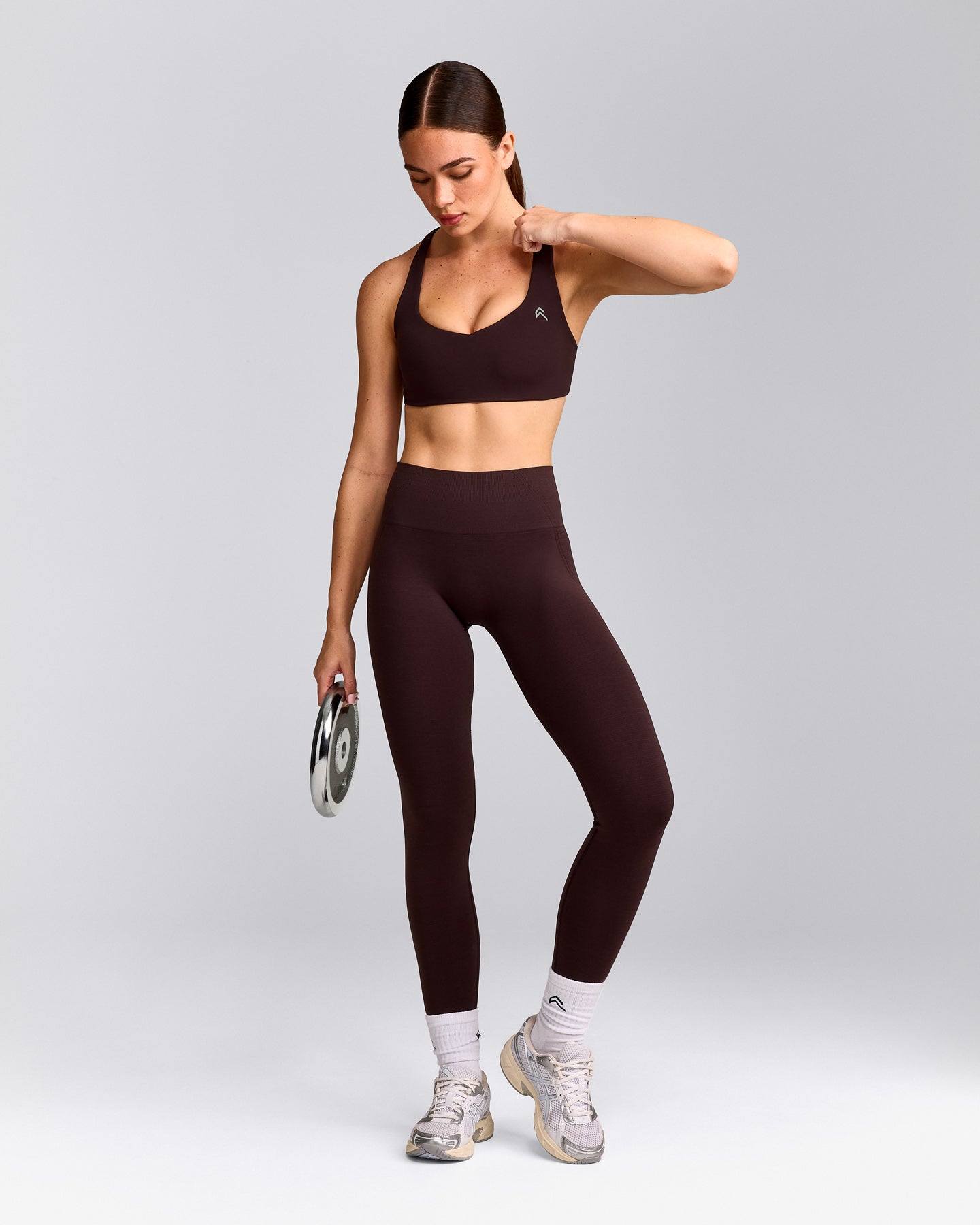 EasyLift™ Cross Back Sports Bra with Grey Logo | Plum Brown
