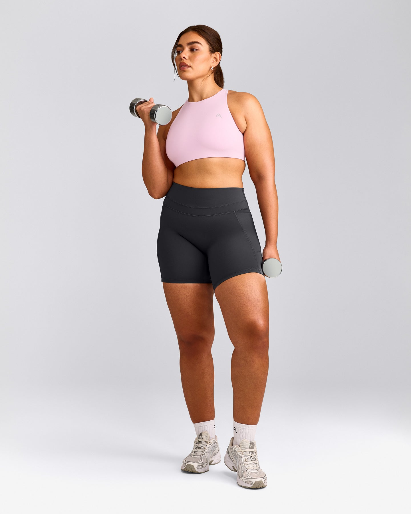 EasyLift™ High Neck Sports Bra with Grey Logo | Chalk Pink