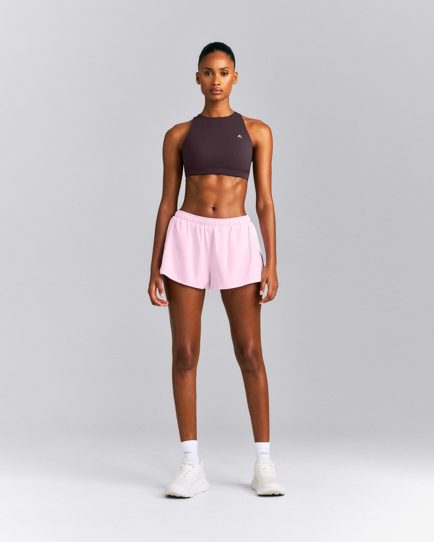 EasyLift™ High Neck Sports Bra New Branding | Dark Umber Brown