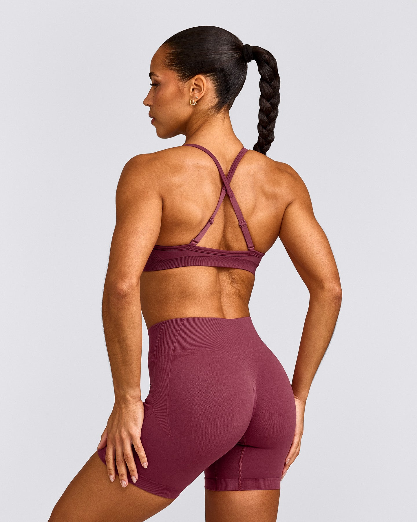 EnhanceLift™ Seamless Strappy Sports Bra with Grey Logo | Burnt Maroon Red