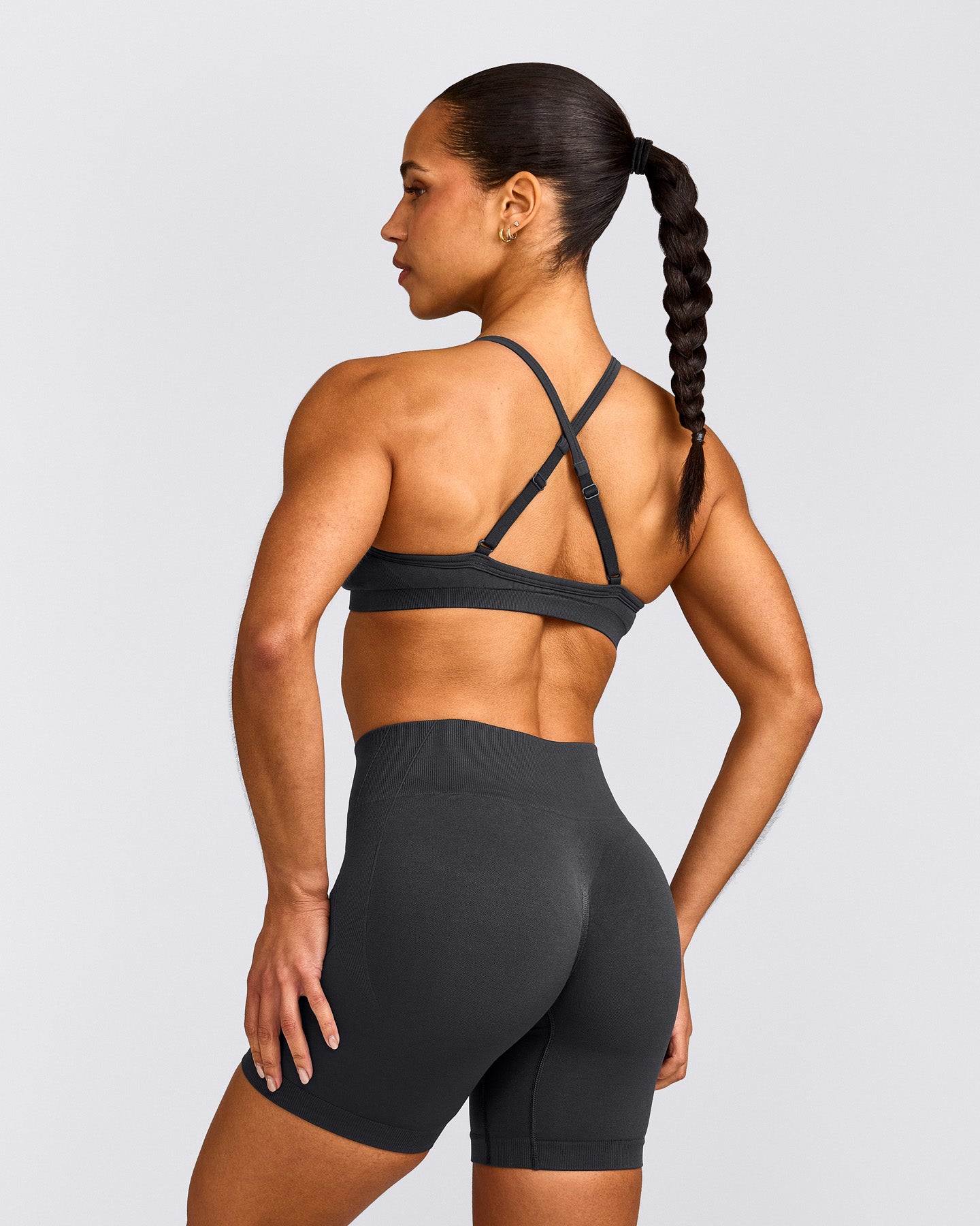 EnhanceLift™ Seamless Strappy Sports Bra with Grey Logo | Coal