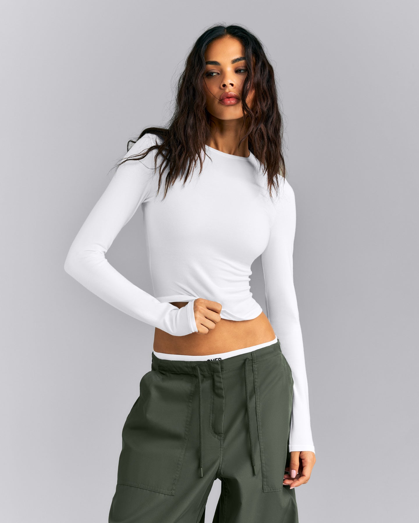Fitted Cotton Long Sleeve Crew Neck Top | White
