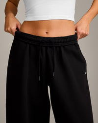 Foundations Cosy Oversized Straight Leg Joggers | Black