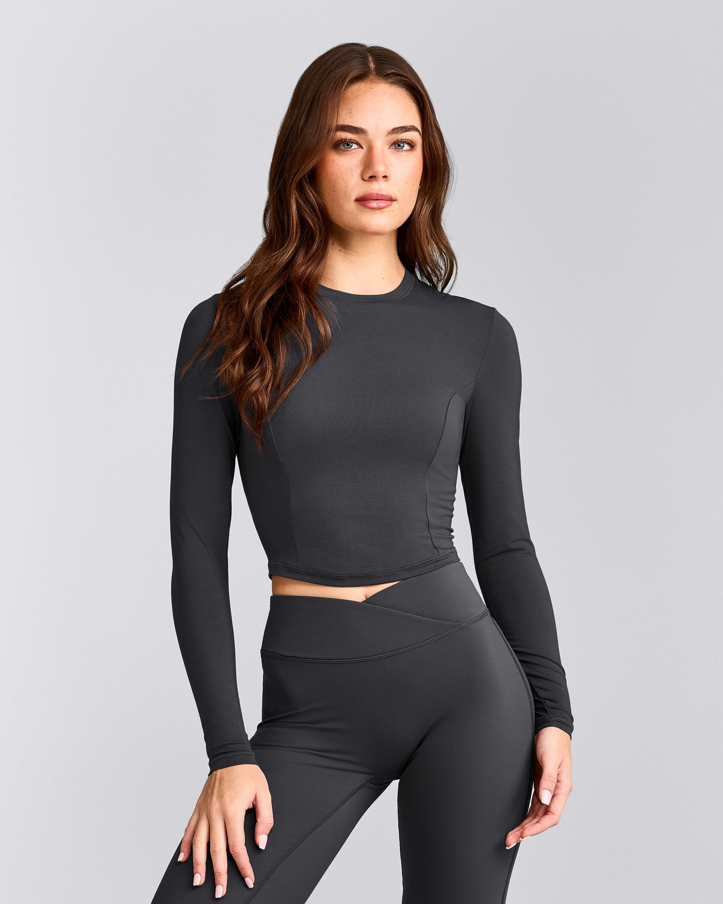 Mellow™ Motion Crew Neck Long Sleeve Mid Top | Coal
