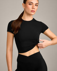 Mellow™ Motion Crew Neck Mid Top | Black